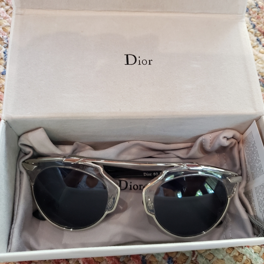 Dior So Real